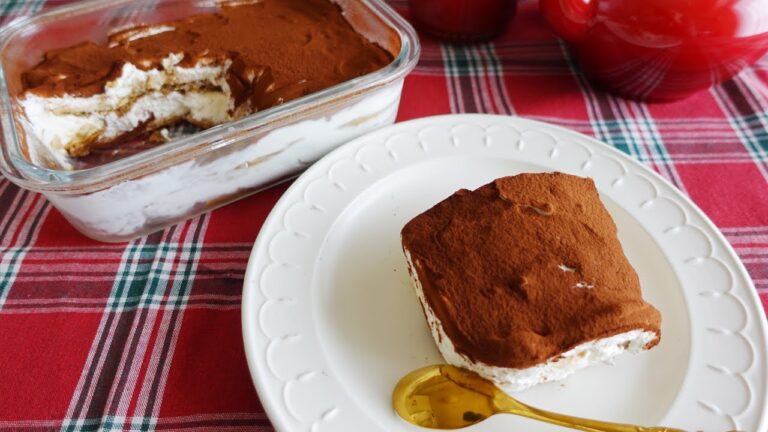 【混ぜて冷やすだけ】グリークヨーグルトの濃厚ティラミス｜おもてなし・持ち寄りにも◎