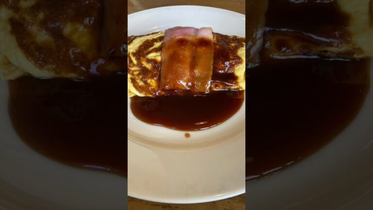 オムそばサラダアイスコーヒー