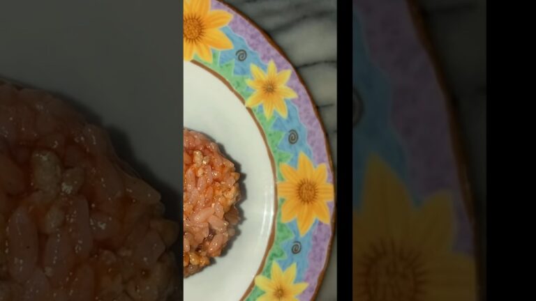 簡単チキンライス #簡単美味しい #料理　質素なメニューといつも言われますが、美味しいんですよ^_^