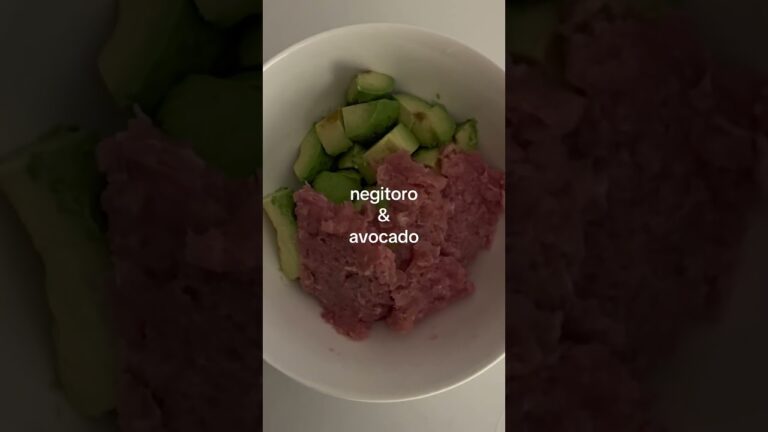 🐟ネギトロ&アボカド丼🥑簡単でおいしい🤍#ネギトロ #アボカド#アボカドレシピ #簡単レシピ #一人暮らしの日常 #一人暮らし女子 #今日の晩ごはん #一人暮らしの食事 #一人暮らし