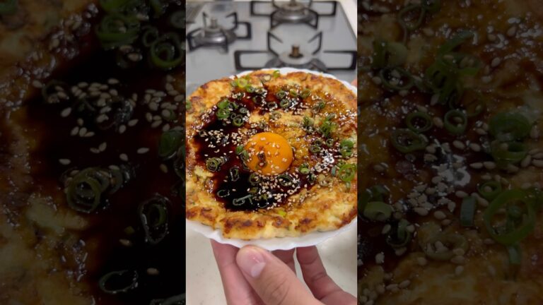 30kg痩せた男が食べている"鶏むね月見ハンバーグ"の作り方を紹介します！#shorts #short