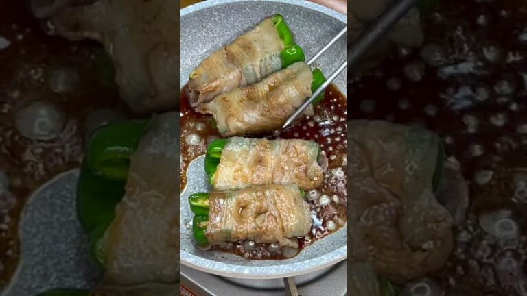 【材料３つで簡単】ピーマンが激うまおかずやおつまみに大変身！チーズとお肉で旨みが溢れます！冷蔵庫にあるものだけで作りました！ビールが飲みたくなります！幸せひとり晩酌！おうち居酒屋 #shorts