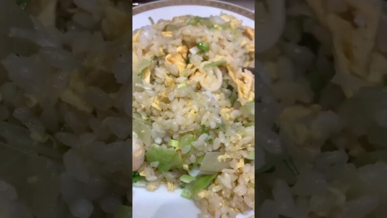 海鮮レタスチャーハン