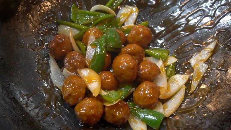 プロの団子の作り方！肉団子の甘酢【糖醋丸子】Sweet and sour meatballs
