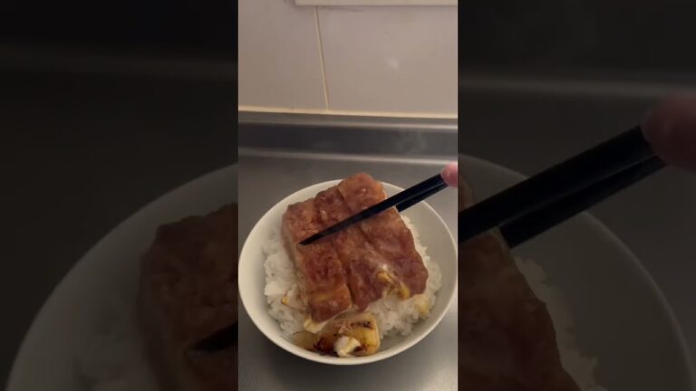 【チキンカツ丼】惣菜を食べきれなかった翌日のオッサンの朝食　Ossan's breakfast on the next day when I couldn't finish the side dish