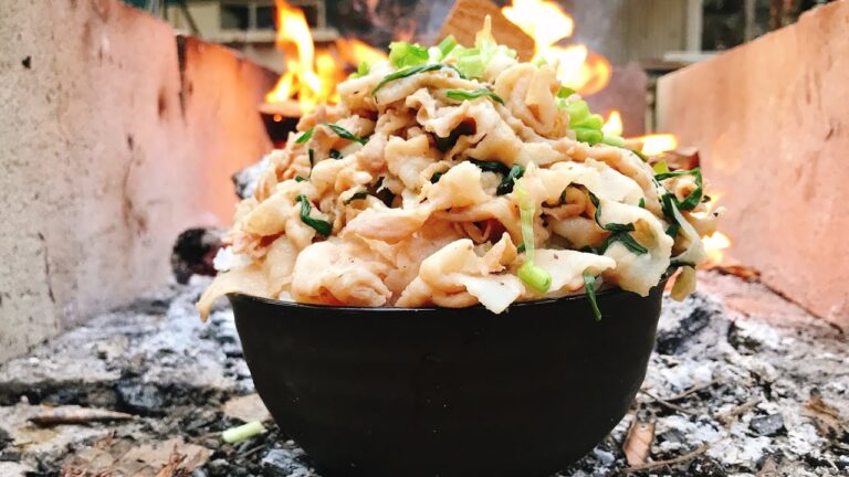 ニンニクくせぇ！ニラくせぇ！これが漢の炎のどんぶり！！