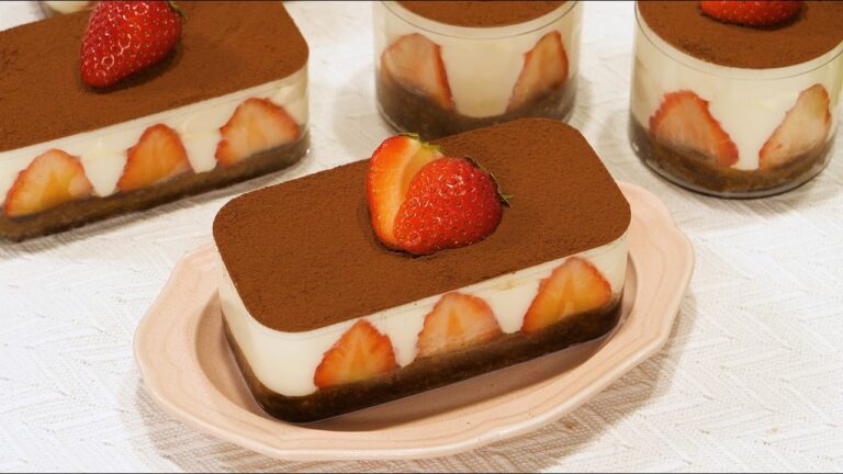 バレンタインに♡いちごのティラミスの作り方 │ How to Make Strawberry Tiramisu for Valentine's Day.
