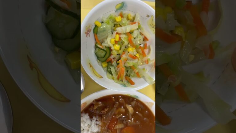 東かがわ市学校給食献立5月26日金曜日。今日はハヤシライス、コーンサラダ、甘夏ゼリー。