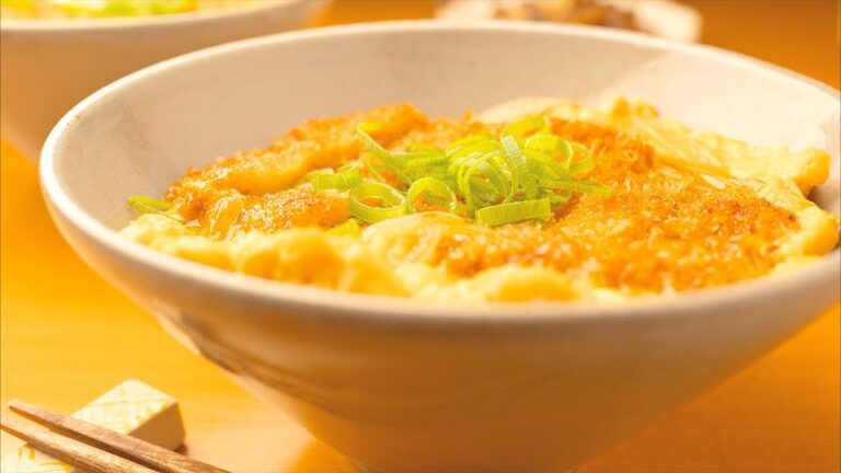 【めんつゆだけ】とろとろ半熟卵でとじた『ささみカツ丼』