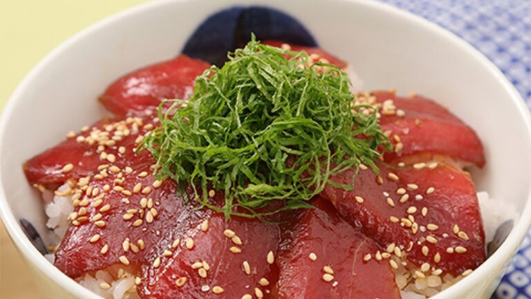 お寿司屋さん直伝☆まぐろの漬け丼