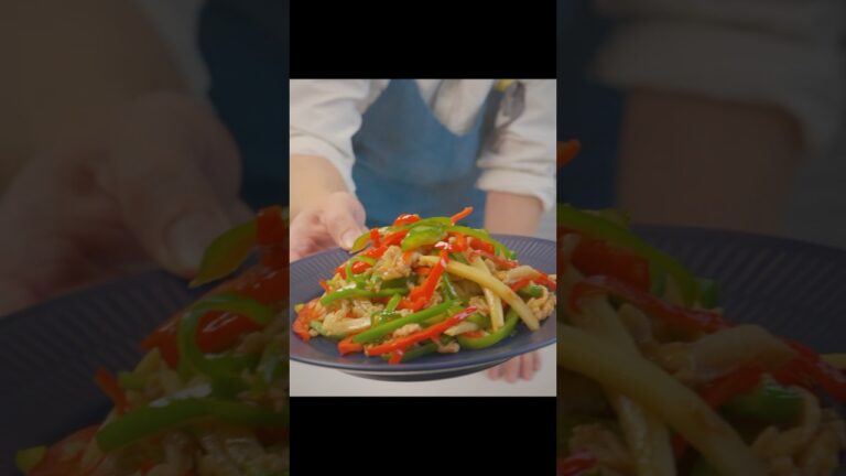 【旨過ぎ】お箸が止まらない最強の家庭中華｜ひと手間でシャキシャキ！青椒肉絲（チンジャオロース）の作り方。#shorts #ピーマン #豚肉 #たけのこ #筍