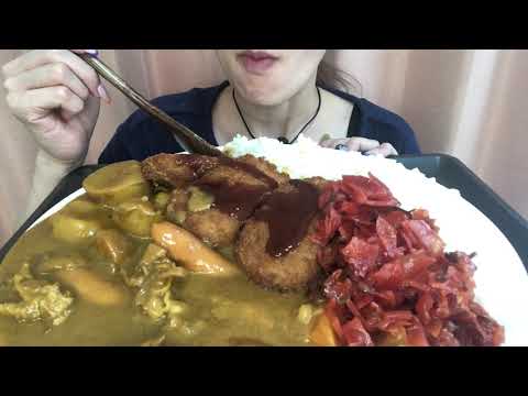 鶏肉 豚バラ肉 ウィンナーカレーライス＋コロッケ＋福神漬け  Curry rice＋ potato croquette＋Sweet and Salty Sliced Vegetable Pickles