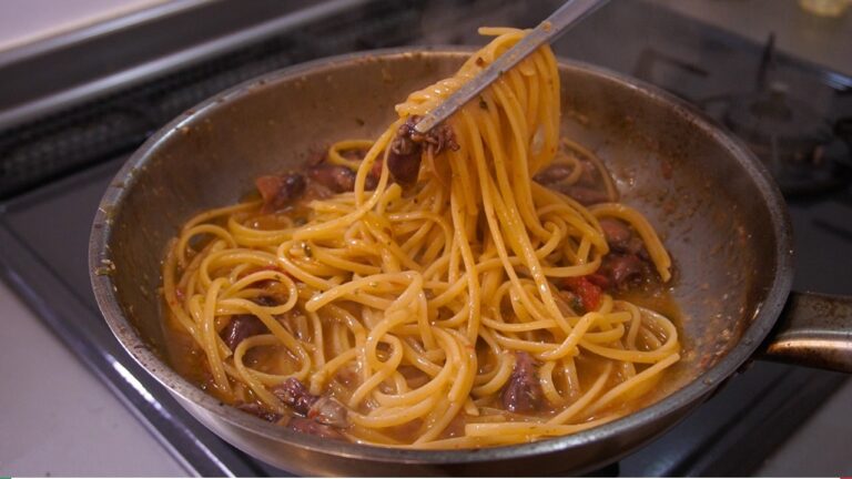 【旨味がいっぱい！】地中海風ホタルイカのパスタ！【春の味覚】