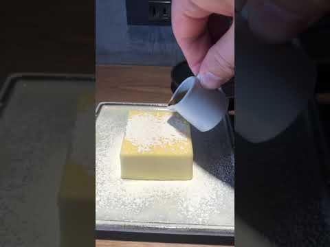 Beasty Coffee 和三盆とエスプレッソで食べるプリン スプーン動画