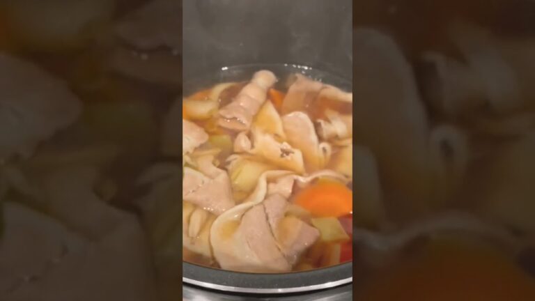 お肉たっぷりスープ