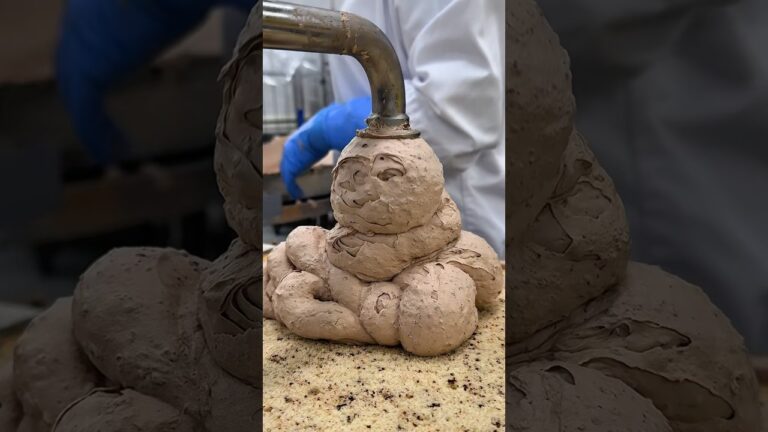 蛇口からチョコクリーム☺️🍫コージーコーナーのケーキ工場に密着#japanesefood