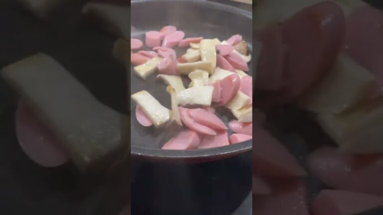 エリンギ魚肉ソーセージ炒め King trumpet & fish sausage #shorts #cooking #魚肉ソーセージ #炒め物 #夕飯作り