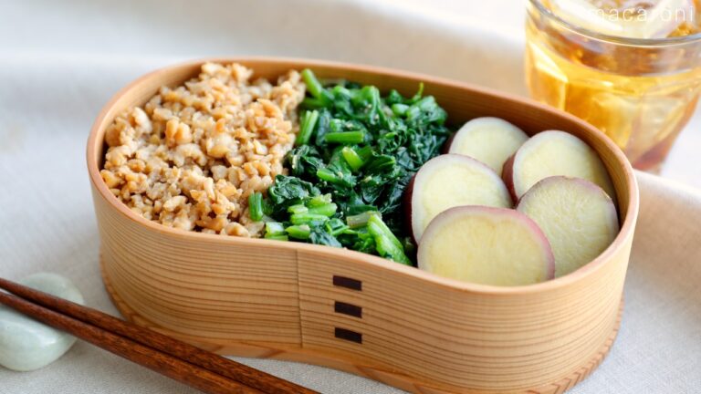 【納豆そぼろとさつまいもの彩り三色丼弁当】栄養バランス満点！お弁当作り始めての方にも♪