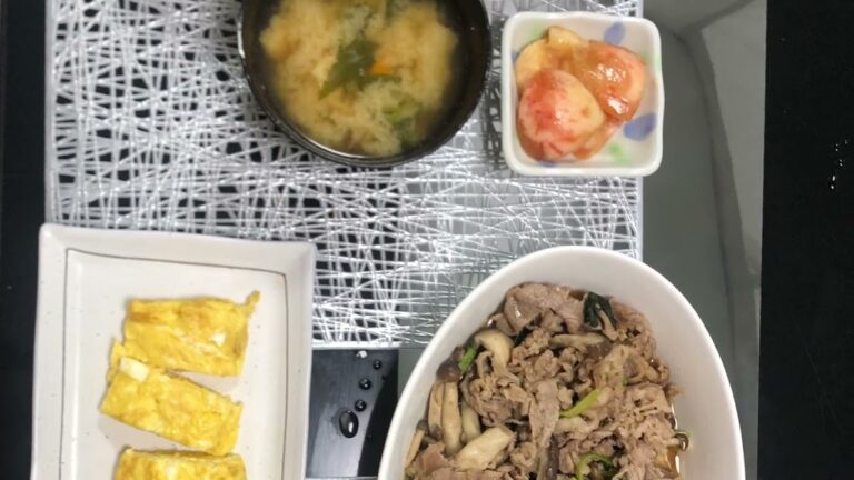 牛肉ときなこの野菜炒めをいただきます