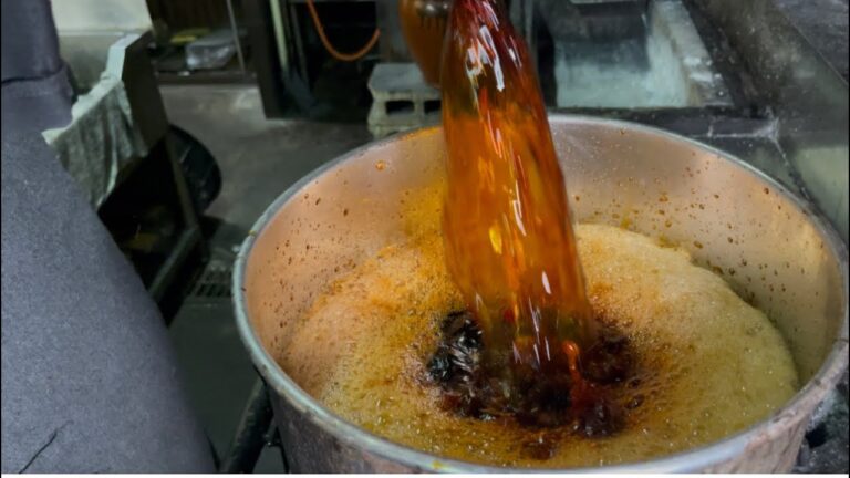 【閉店後】 厨房で仕込む、うなぎのタレ｜Japanese Unagi Sauce Making