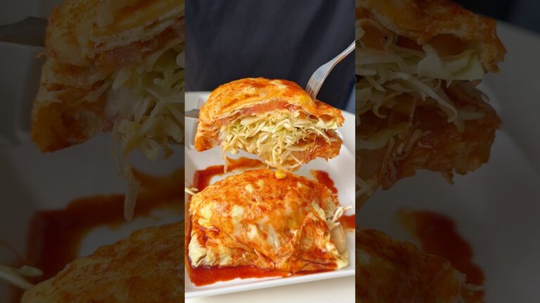 バター大量のトマトエッグサンド