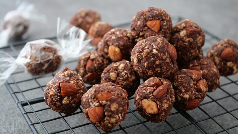 香ばしほんのり甘くて♪オートミールのころころココアクッキー | Oatmeal Cocoa Cookies