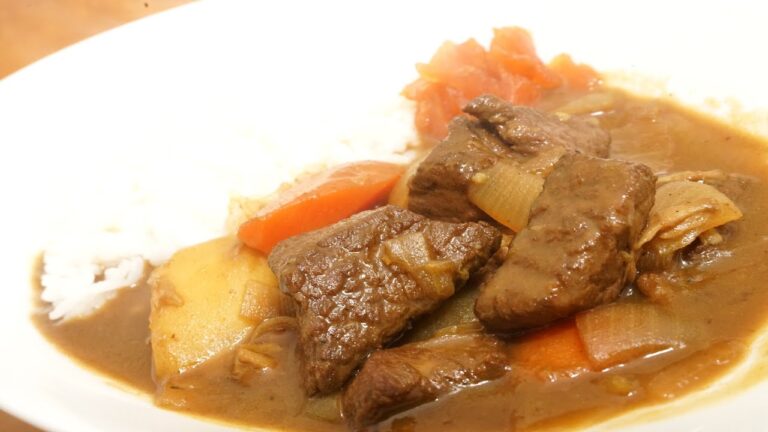 市販のカレールーと鍋一つだけを使って、一番簡単で誰でも普通に美味しいカレーの作り方