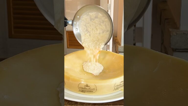 バズれば商品化⁉︎【燃えるチーズリゾット】#japanesefood #神楽坂グルメ