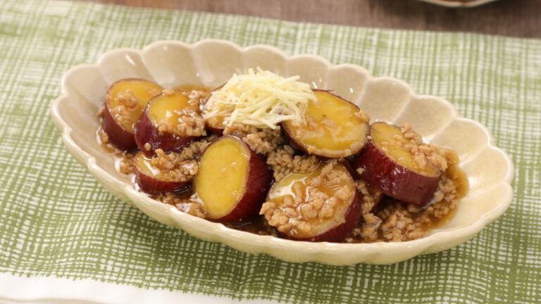 おふくろの味♪さつまいものそぼろ煮