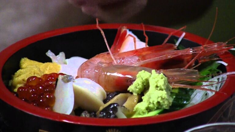 北海道 古平町 新家寿司　海鮮ちらし