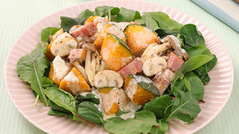 かぼちゃとベーコンきのこのホットサラダ