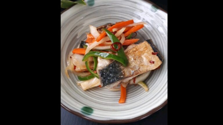 【鯖の南蛮漬け】【夕飯レシピ】簡単に夜ご飯　おつまみにご飯に！！簡単でヘルシーなレシピ☺️