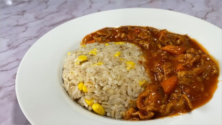 【トマトジュースで簡単ハヤシライス】トマトジュースを使うから簡単にハヤシライスが作れます。