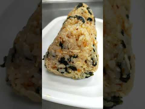 食べるラー油おにぎりが美味しすぎた #shorts