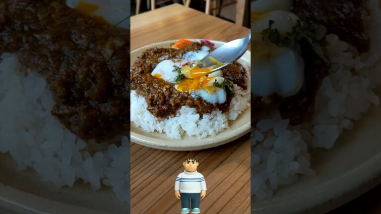 店長オススメの親鳥のキーマカレー