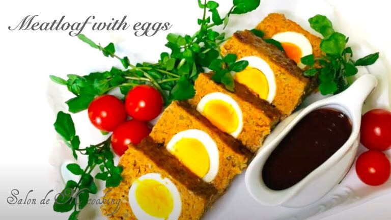 お野菜たっぷり卵を入れた ミートローフの作り方　パーティー　おもてなし　クリスマス　お誕生日 メニュー　ハンバーグより簡単レシピ
