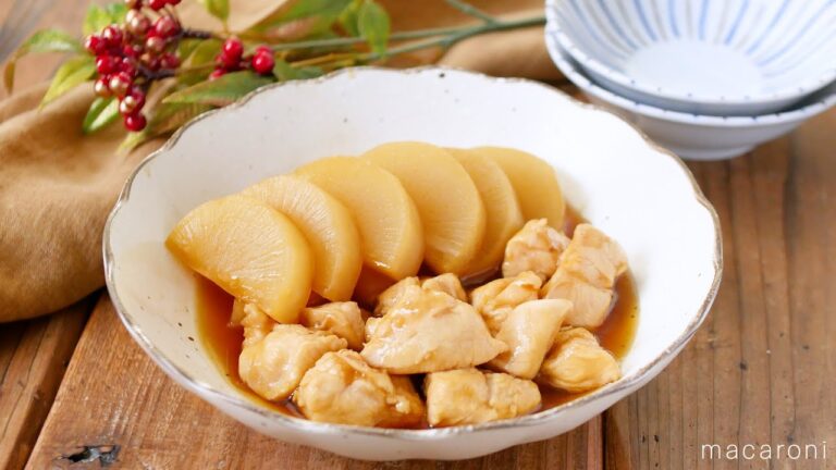 【ささみと大根の煮物】夕飯のメインおかずに！鶏ささみと大根をめんつゆで煮込む煮物♪｜macaroni（マカロニ）