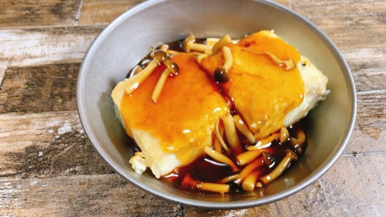 ［スキレット］シメジの餡掛けの揚げ出し豆腐［キャンプ］