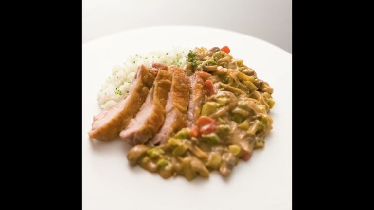 【ミシュランレシピ】Lumière 唐渡シェフが教えるチキンソテー&ブロッコリーバターライス～ソースカリーで～ の作り方 - ダイジェスト版 #short -