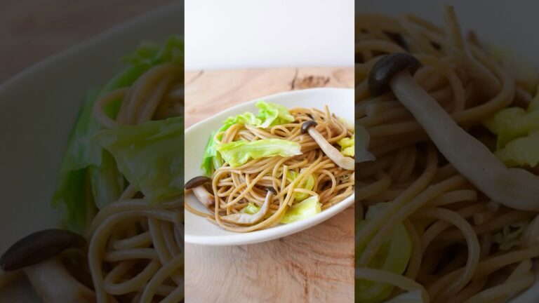 Day 24 of 100 きゃべつとしめじのペペロンチーノ #100日間のレシピシェア