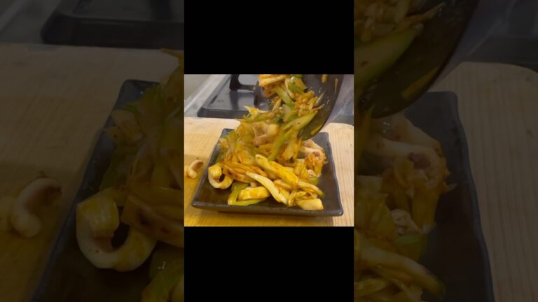 【旨さ爆発！】イカ・キムチ・セロリの絶品炒め物㊙️レシピを公開　『詳しくは公開動画の説明欄を見てね』 #簡単レシピ #おつまみ #節約レシピ #飯テロ #japanesefood #shorts