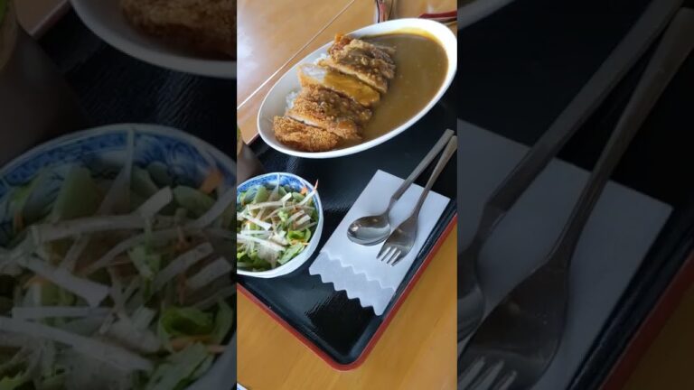 カツカレー　信州ポークのとんかつが最高に美味しい