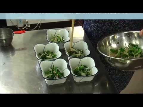 簡単レシピ『もやしとほうれん草のごま和え』