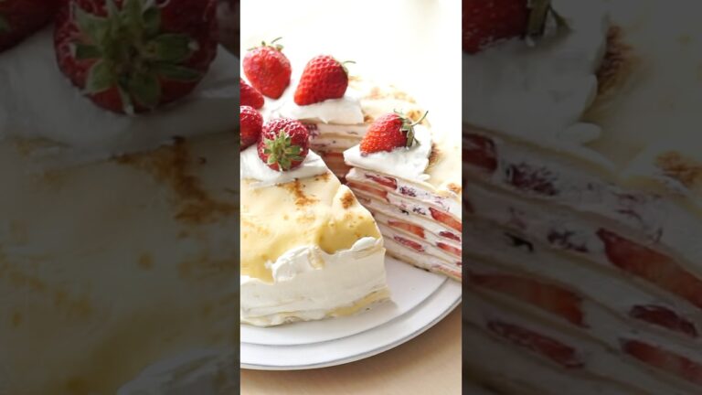 【フライパンで作る】いちごのミルクレープの作り方🍓#おうちカフェ #スイーツ #簡単レシピ #いちごのミルクレープの作り方#お菓子作り好きな人と繋がりたい #クレープ#手作りケーキ