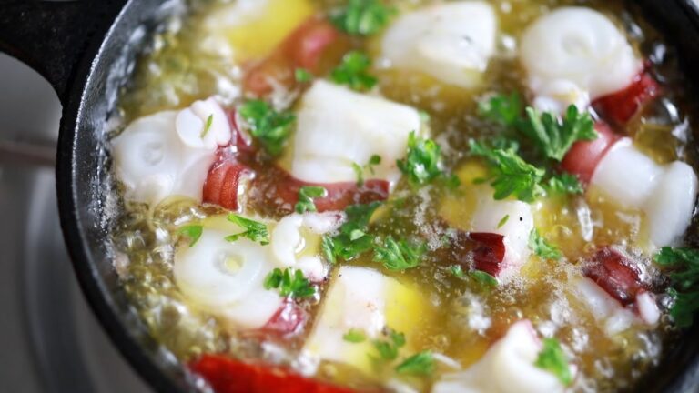 #003苫前町産タコのアヒージョ