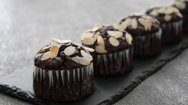 絶品!濃厚オートミールチョコマフィン | Chocolate Oatmeal Muffins