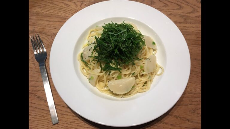 カブと大葉のアンチョビ風味のペペロンチーノ