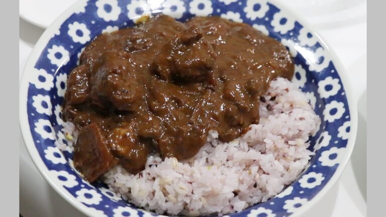 【ポークカレー】赤ワインを1本使ったらプロの味！STAY HOMEで曜日感覚なくなるから金曜日はカレーだね！#13【カスパークッキング】