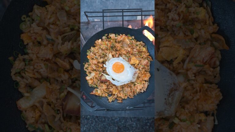 豚キムチ炒飯（レシピは説明欄に記載）