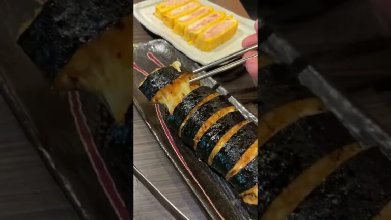 【飯テロ】美味しそうなチーズキンパの映像@新大久保 プングム